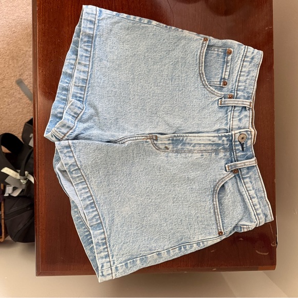 Abercrombie & Fitch Pants - Abercrombie & Fitch Dad Shorts